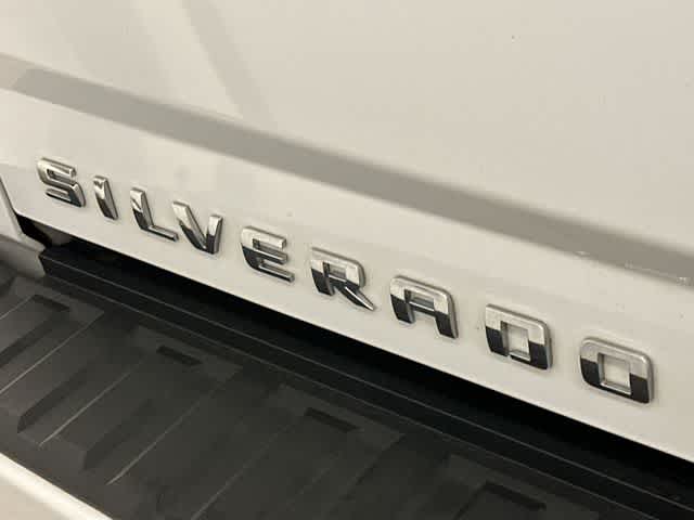 Thumbnail: 2018 Chevrolet Silverado 1500 - 27