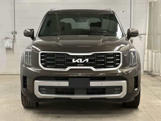 Thumbnail: 2023 Kia Telluride - 33