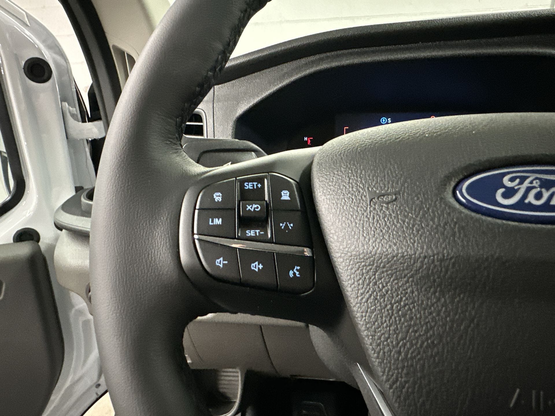 Thumbnail: 2026 Ford Transit Series - 8