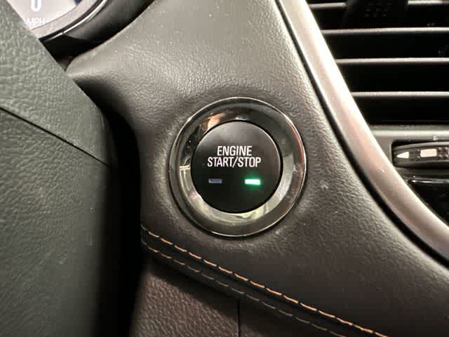 Thumbnail: 2019 Chevrolet Trax - 9