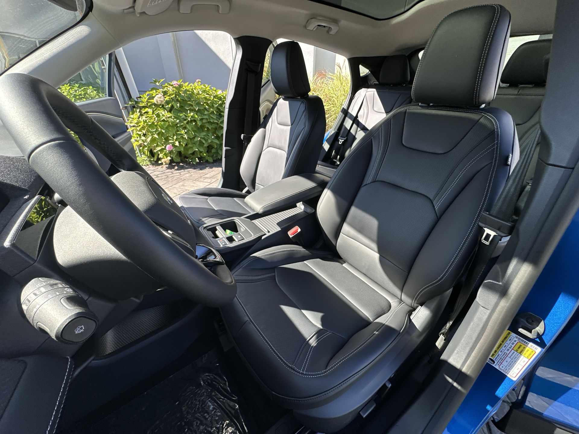 Thumbnail: 2025 Ford Mustang Mach-E - 17