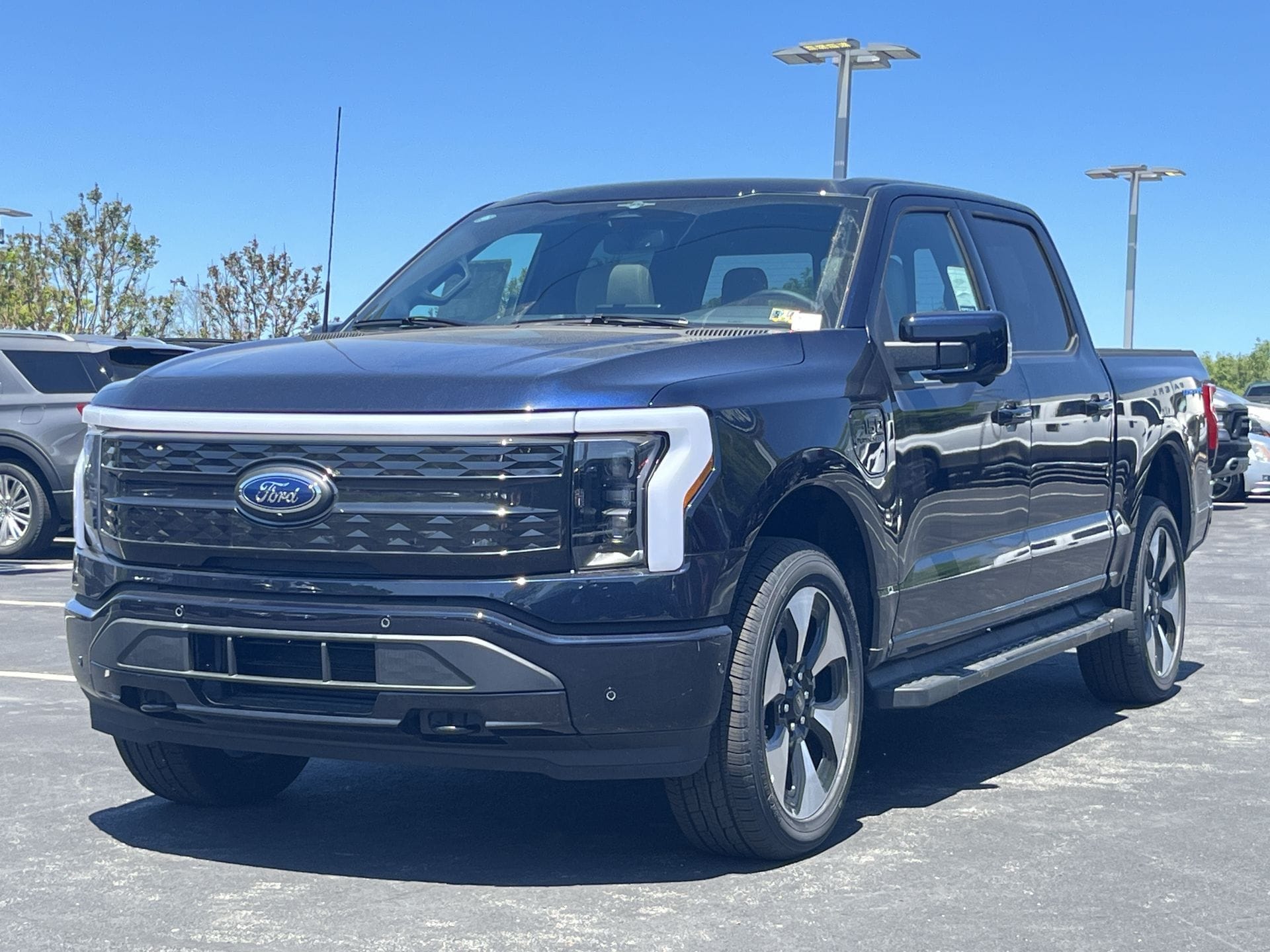 2023 Ford F-150 Lightning Platinum -
                  Zelienople, PA
