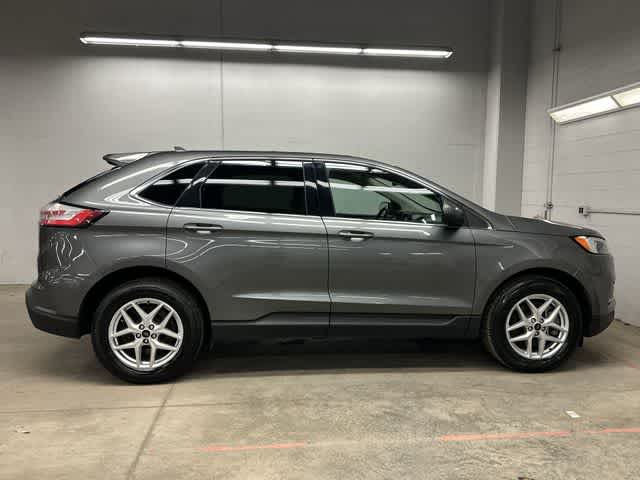 Thumbnail: 2024 Ford Edge - 3