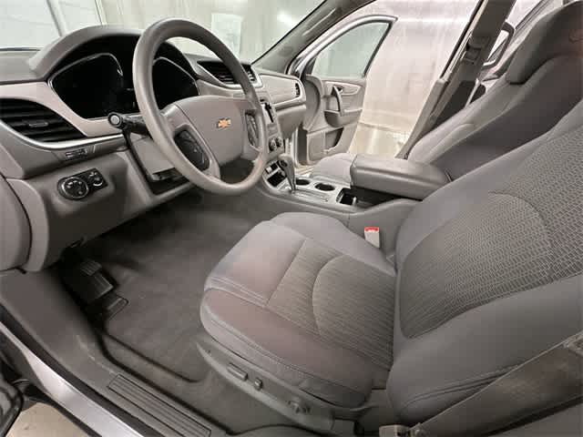 Thumbnail: 2014 Chevrolet Traverse - 13