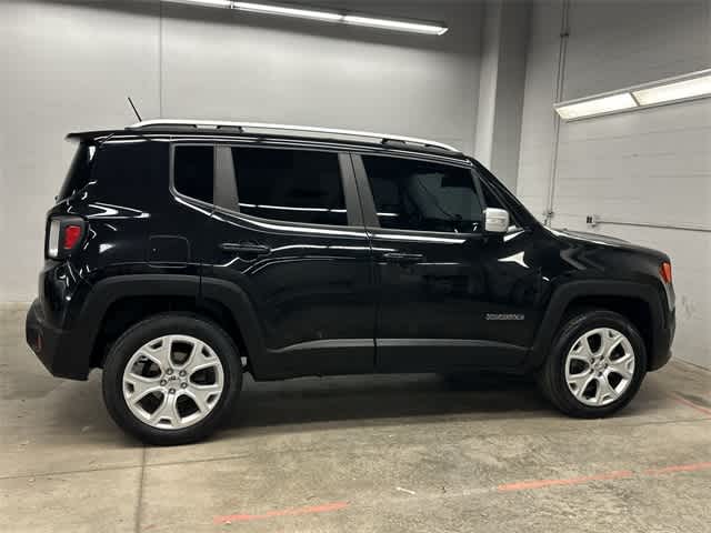 2017 Jeep Renegade Limited photo 2