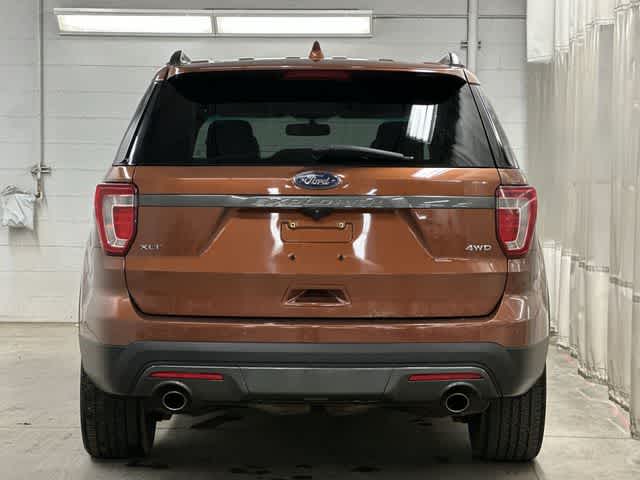Thumbnail: 2017 Ford Explorer - 4