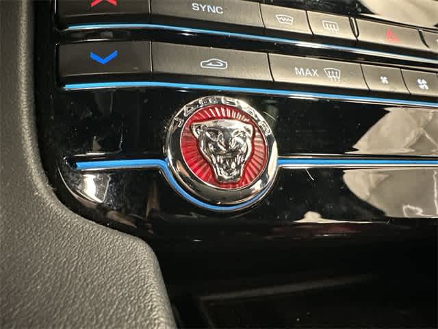 Thumbnail: 2020 Jaguar F-Pace - 11