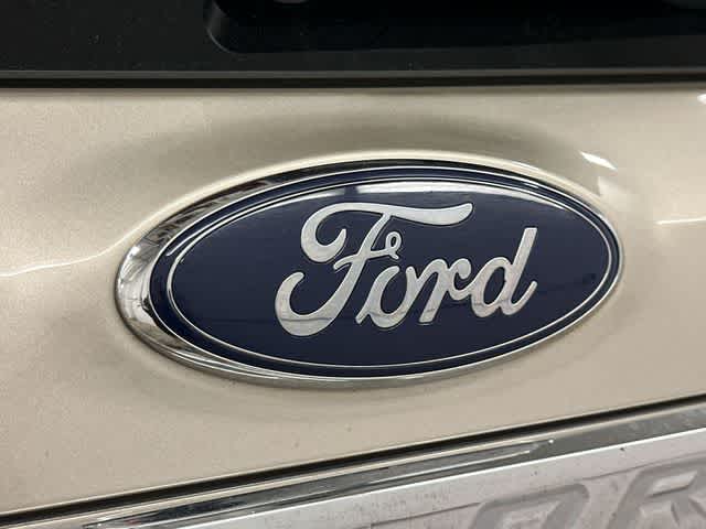 Thumbnail: 2017 Ford Explorer - 31