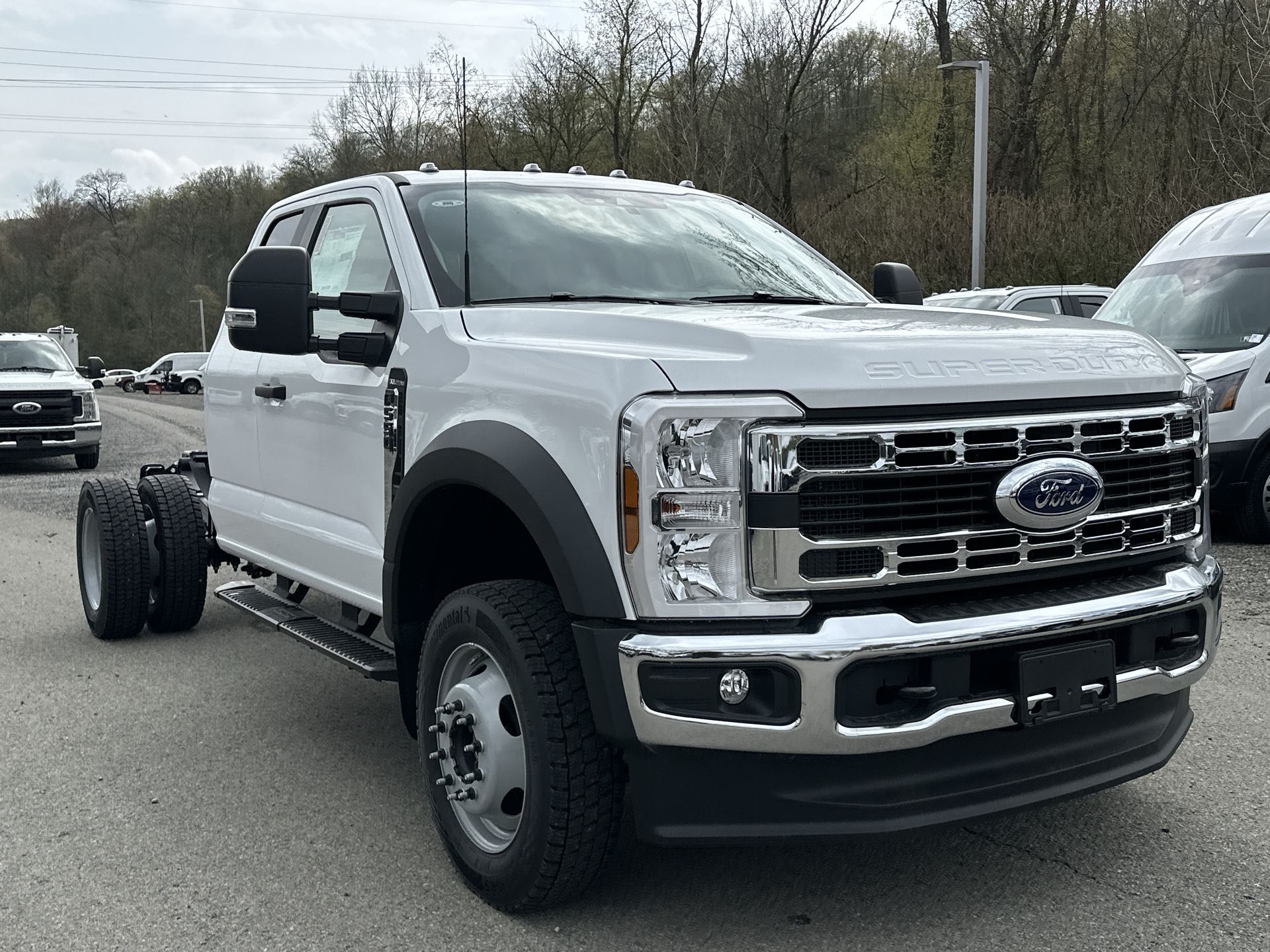 Thumbnail: 2025 Ford Econoline - 26