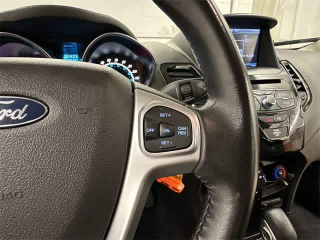 Thumbnail: 2014 Ford Fiesta - 9