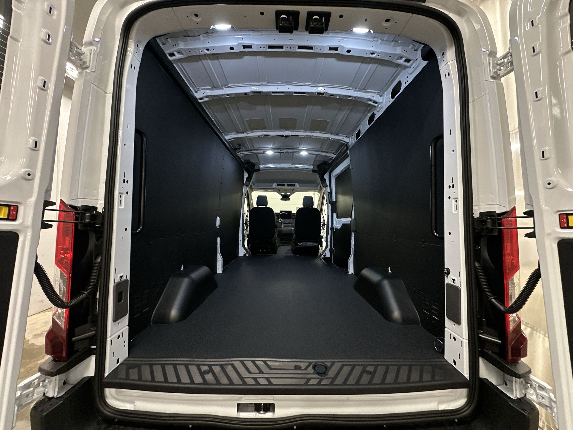 Thumbnail: 2026 Ford Transit Series - 25