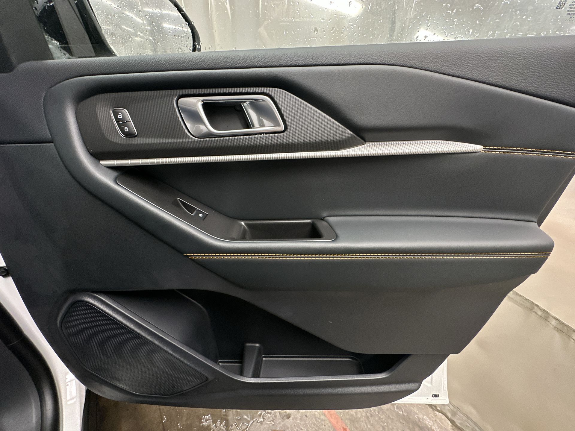 Thumbnail: 2026 Ford Explorer - 23