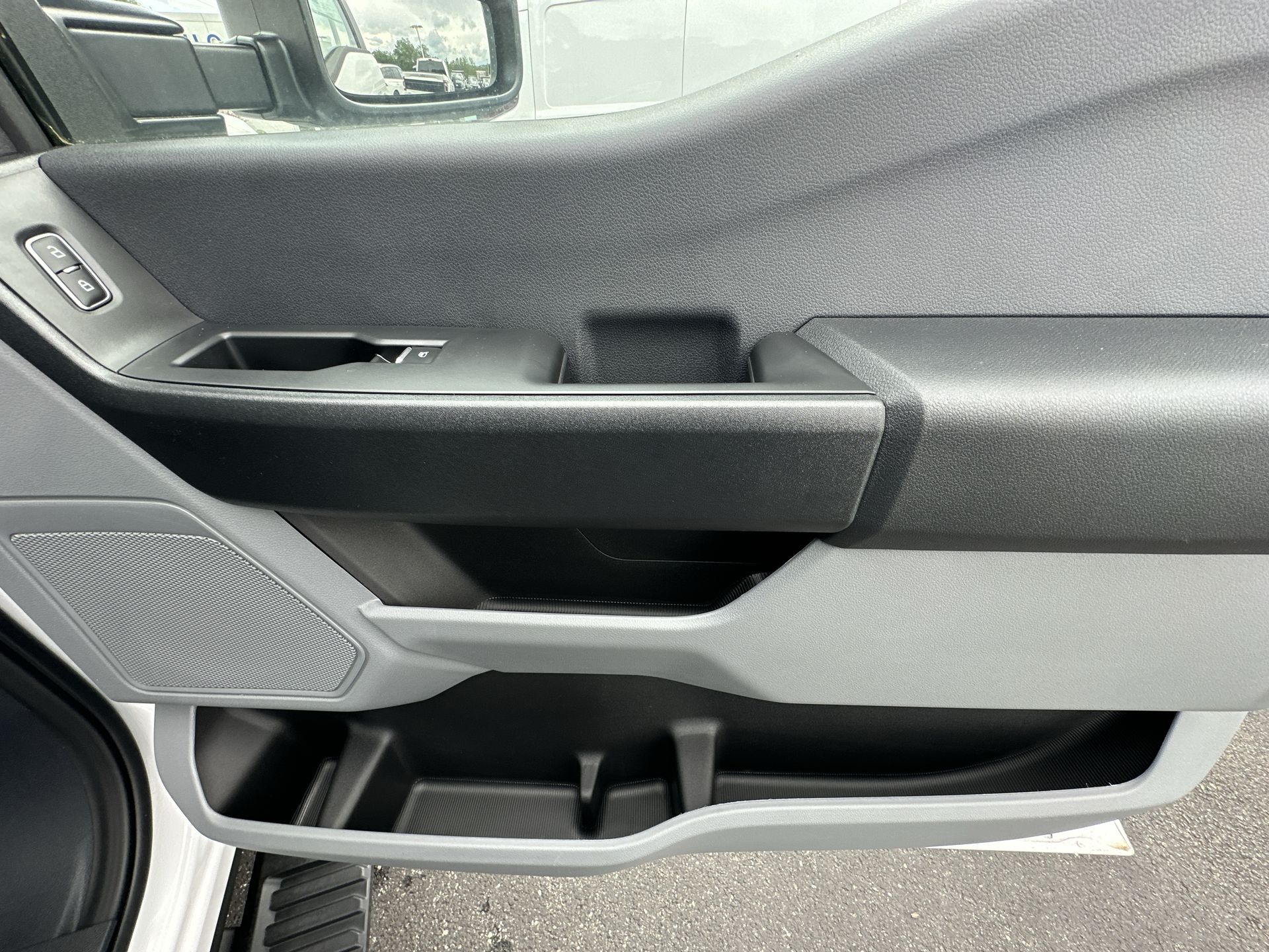 Thumbnail: 2024 Ford  - 19