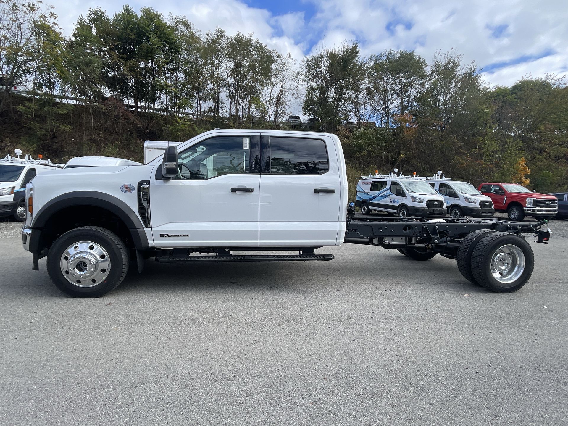 2024 Ford F-550 XLT photo 2