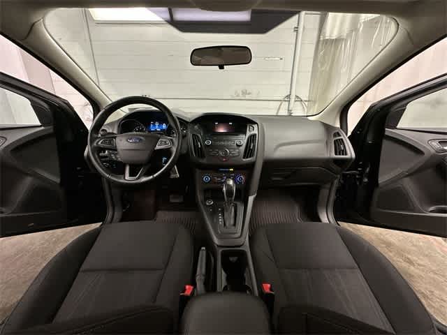 Thumbnail: 2016 Ford Focus - 17