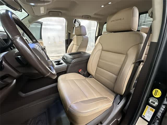 Thumbnail: 2019 GMC Sierra 3500 - 16