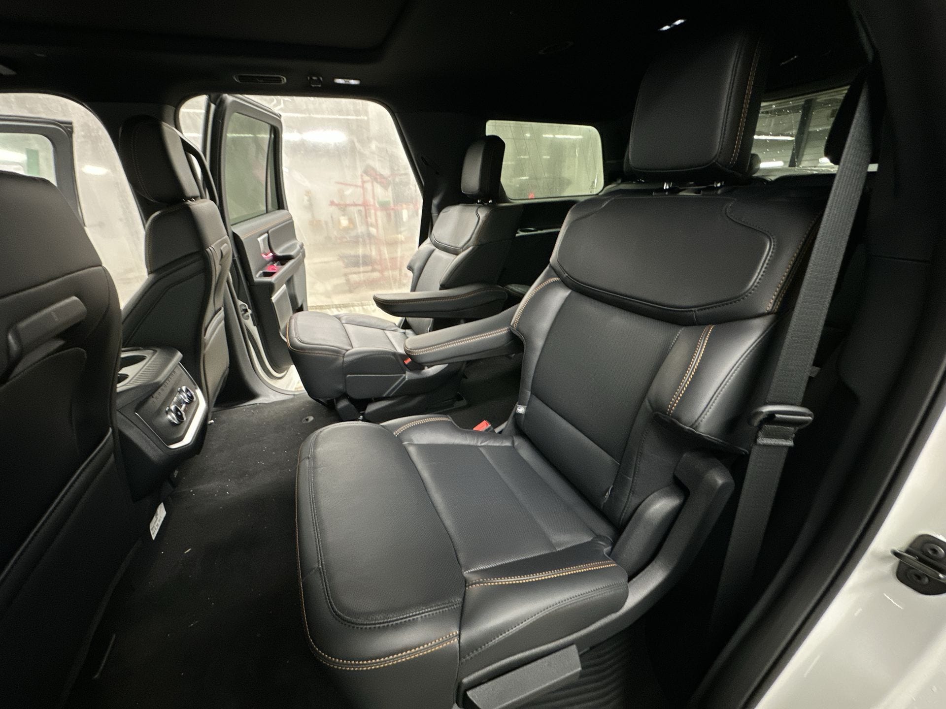 Thumbnail: 2025 Ford Expedition - 20