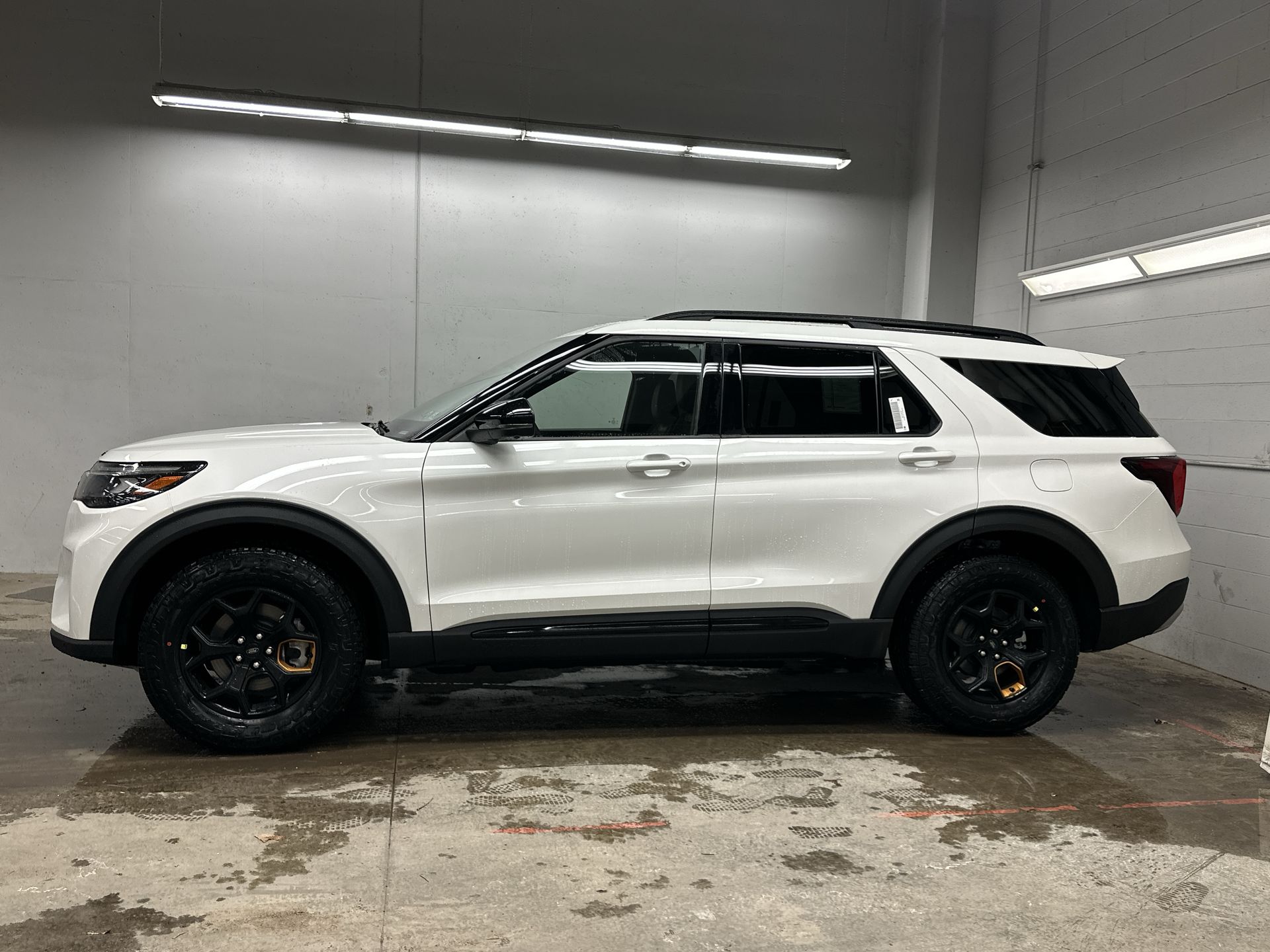 Thumbnail: 2026 Ford Explorer - 2