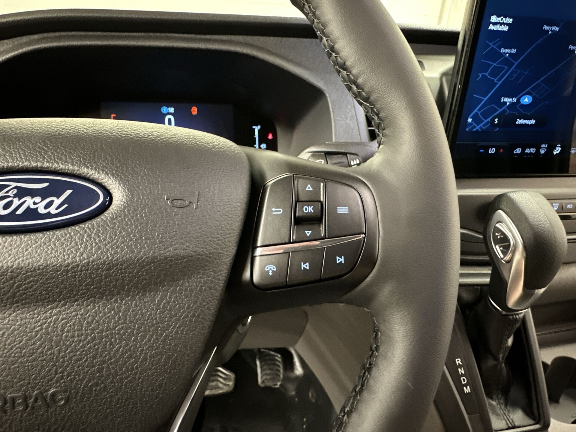 Thumbnail: 2026 Ford Transit Series - 9