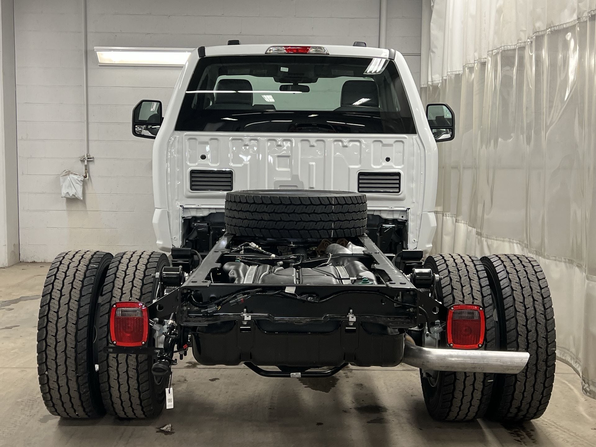 Thumbnail: 2025 Ford  - 4