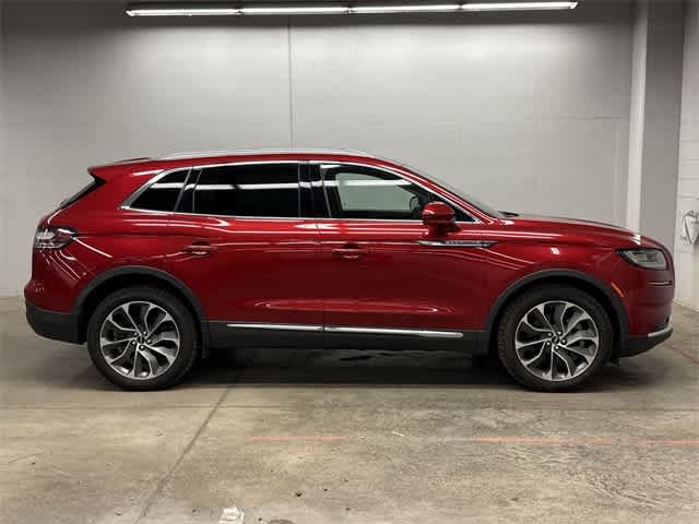 Thumbnail: 2021 Lincoln Nautilus - 3