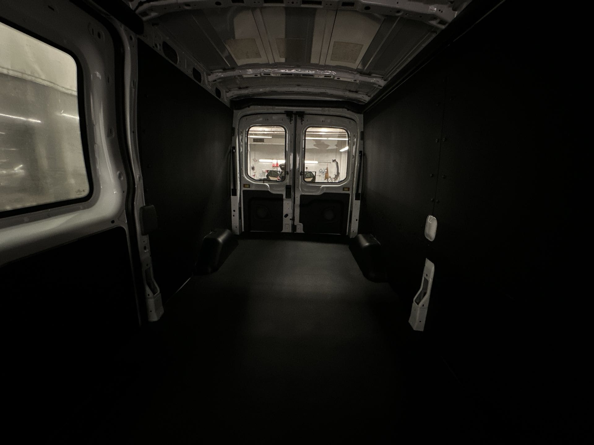 Thumbnail: 2026 Ford Transit Series - 18