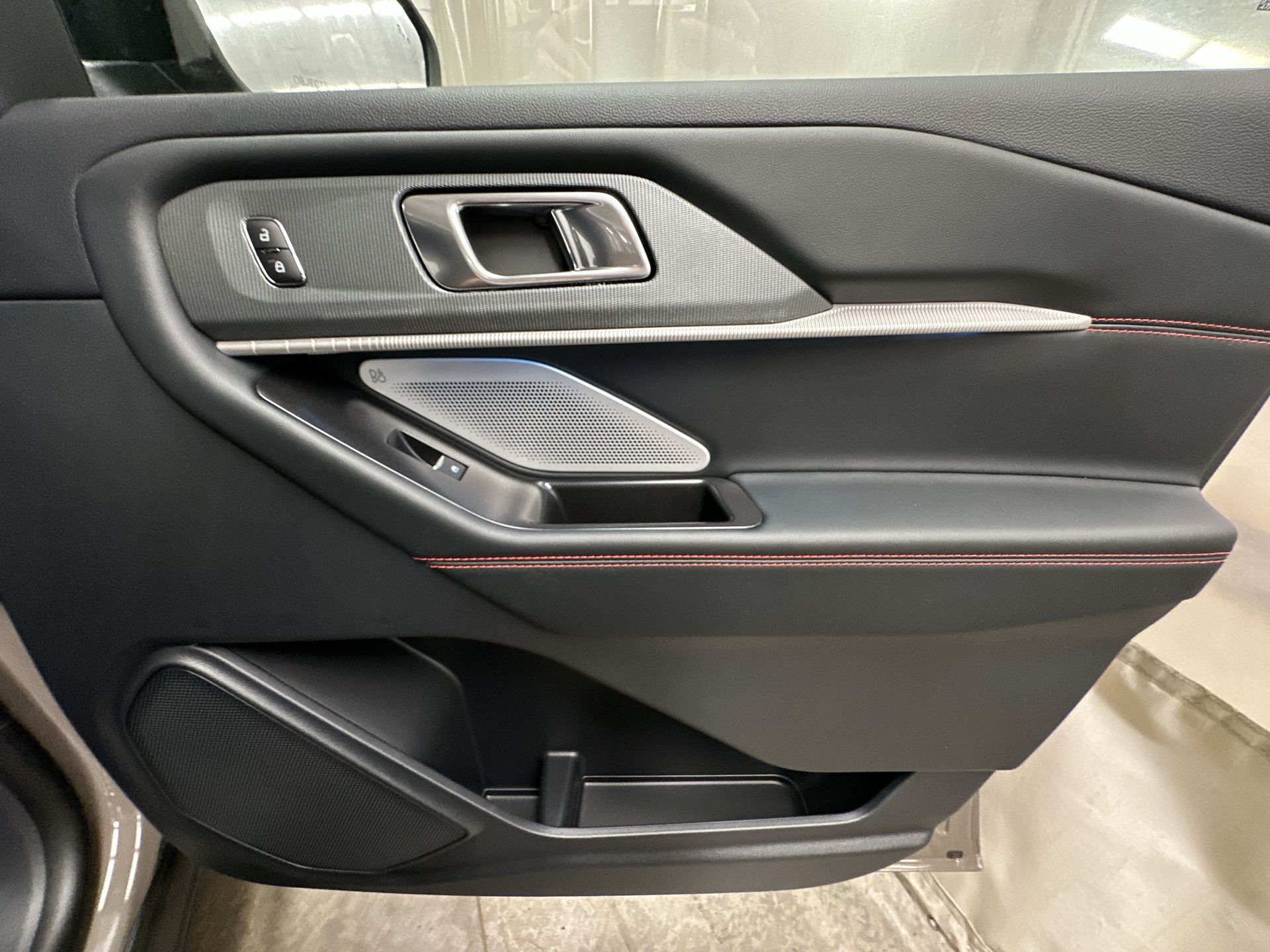 Thumbnail: 2026 Ford Explorer - 23