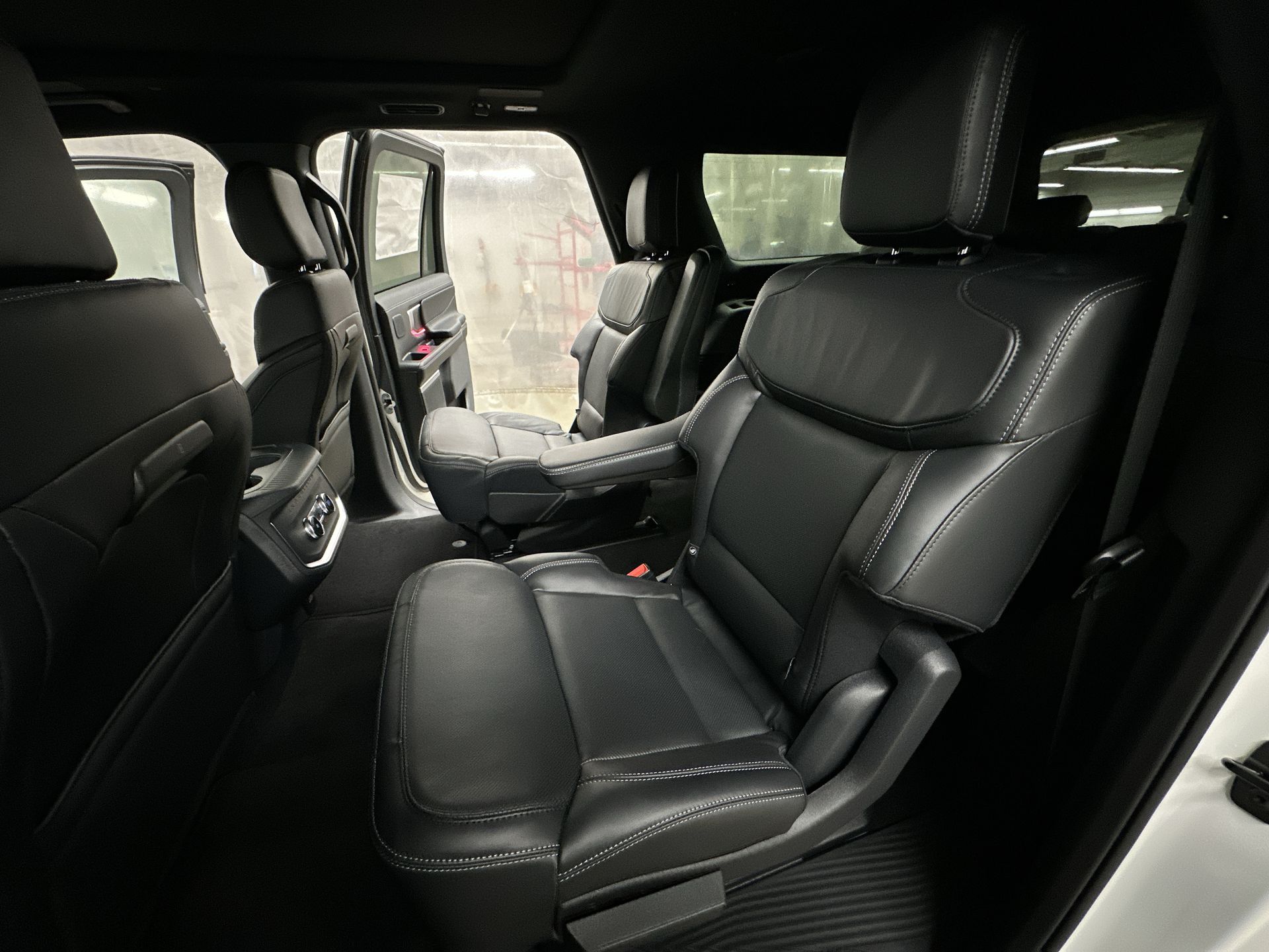 Thumbnail: 2025 Ford Expedition MAX - 20