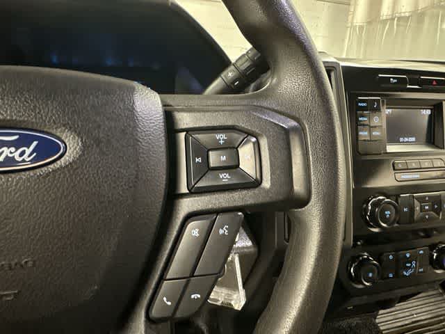 Thumbnail: 2019 Ford Econoline - 9