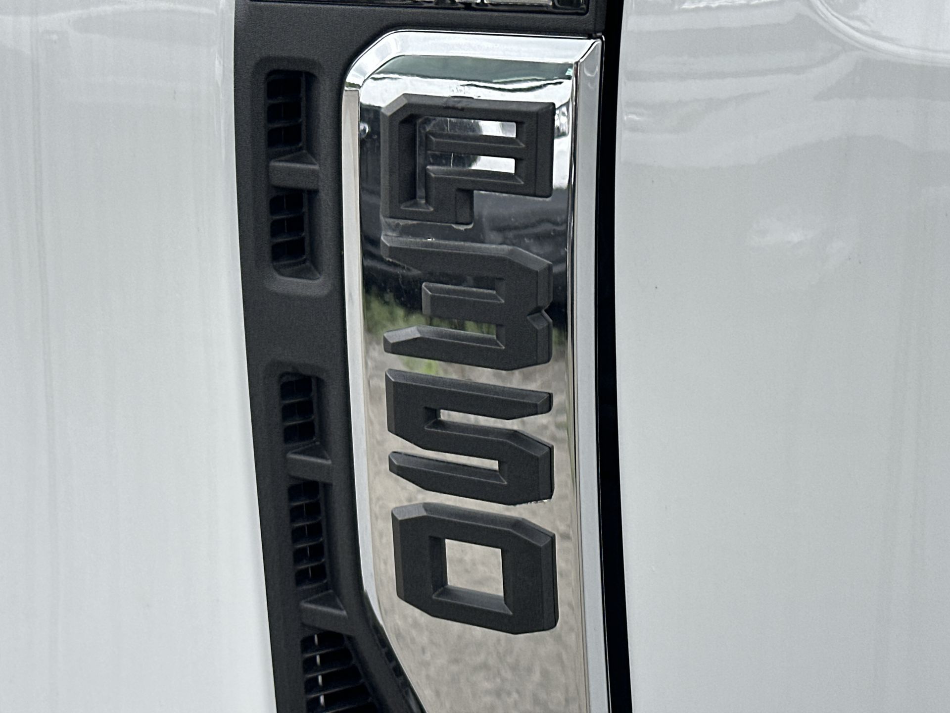 Thumbnail: 2025 Ford Econoline - 22