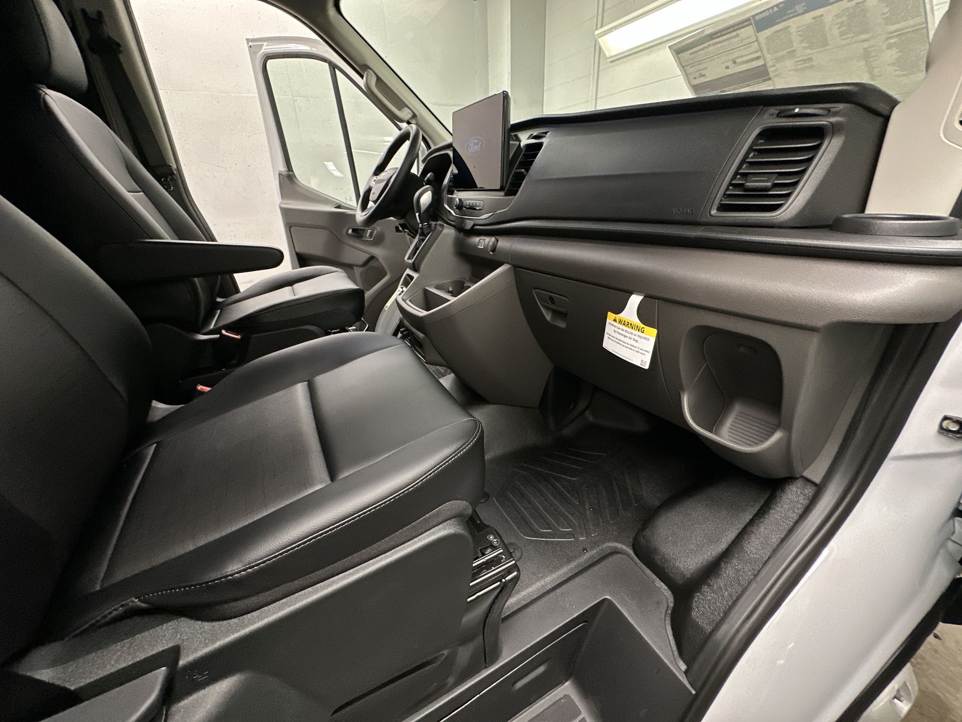 Thumbnail: 2026 Ford Transit Series - 19