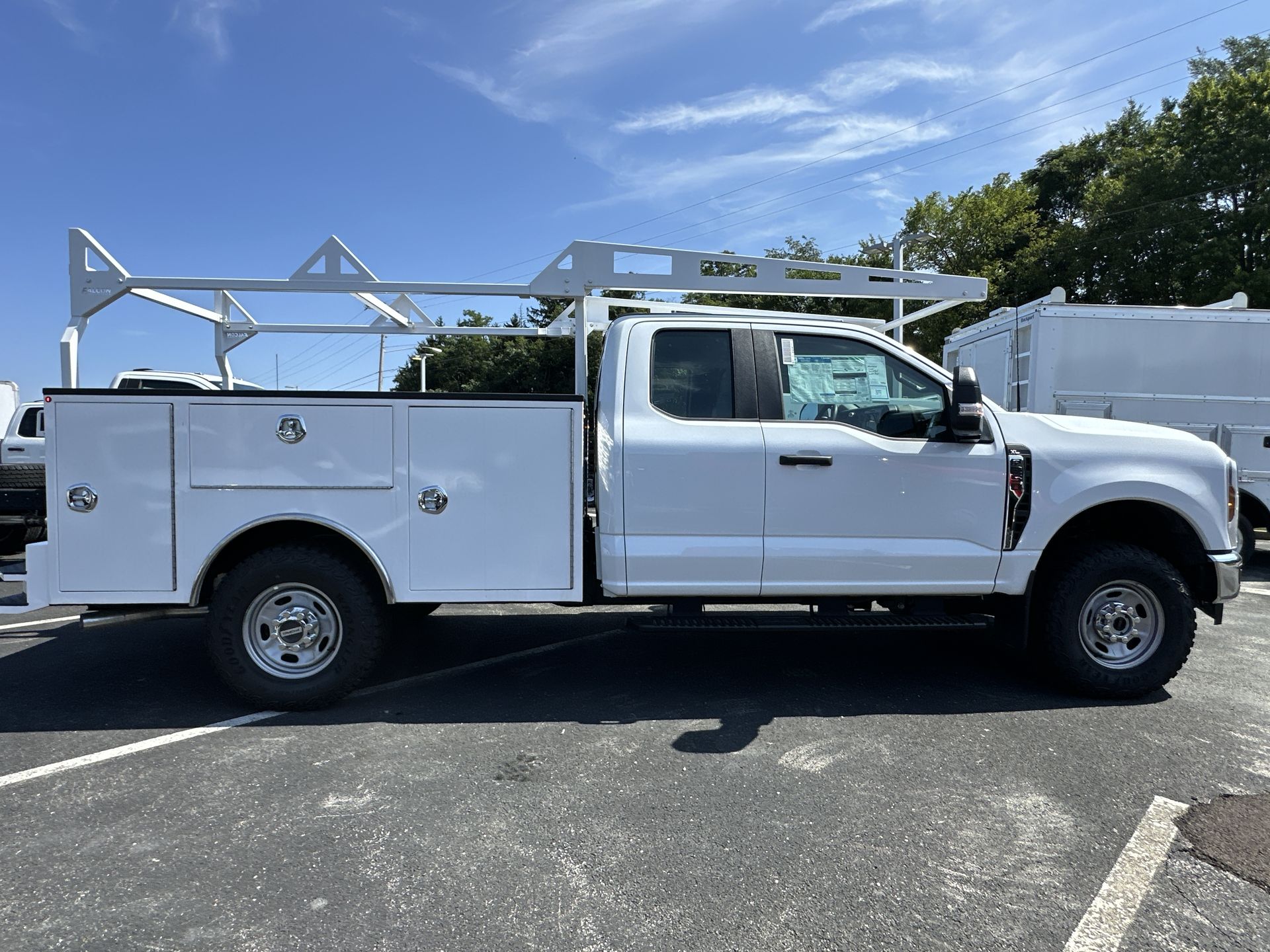 2025 Ford F-250 XL photo 3