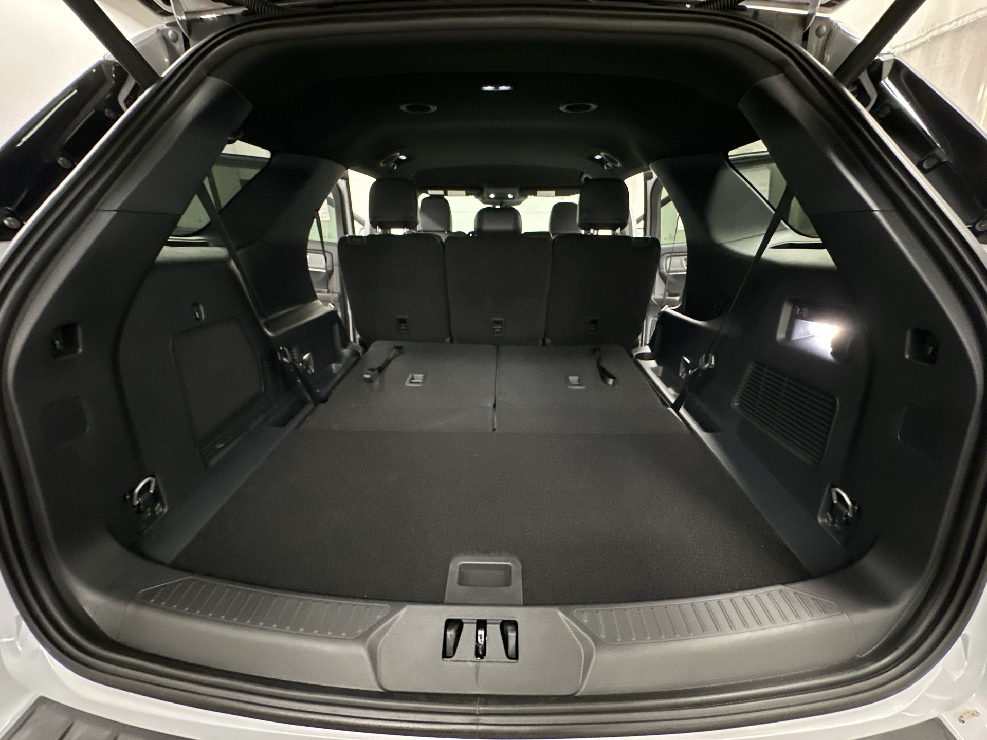 Thumbnail: 2026 Ford Explorer - 27