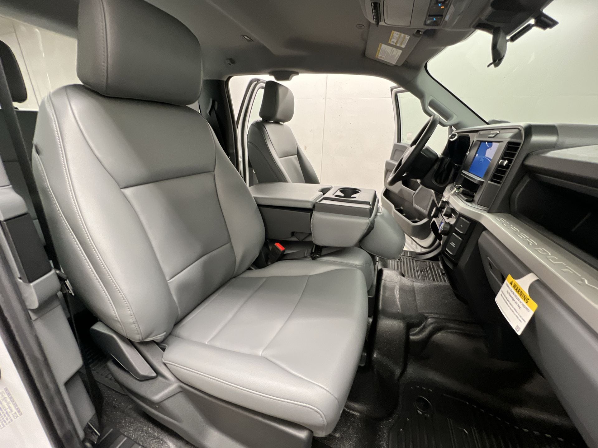 Thumbnail: 2025 Ford Econoline - 20