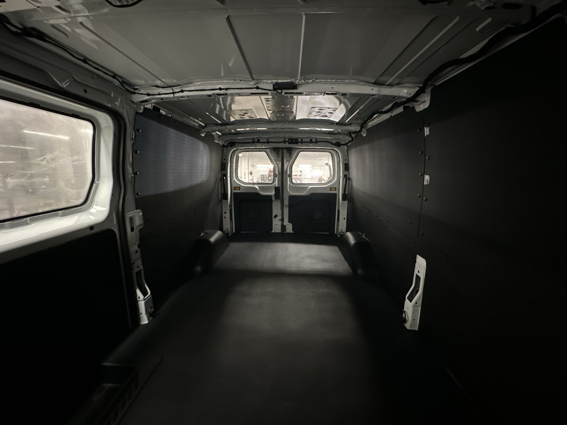 Thumbnail: 2026 Ford Transit Series - 17