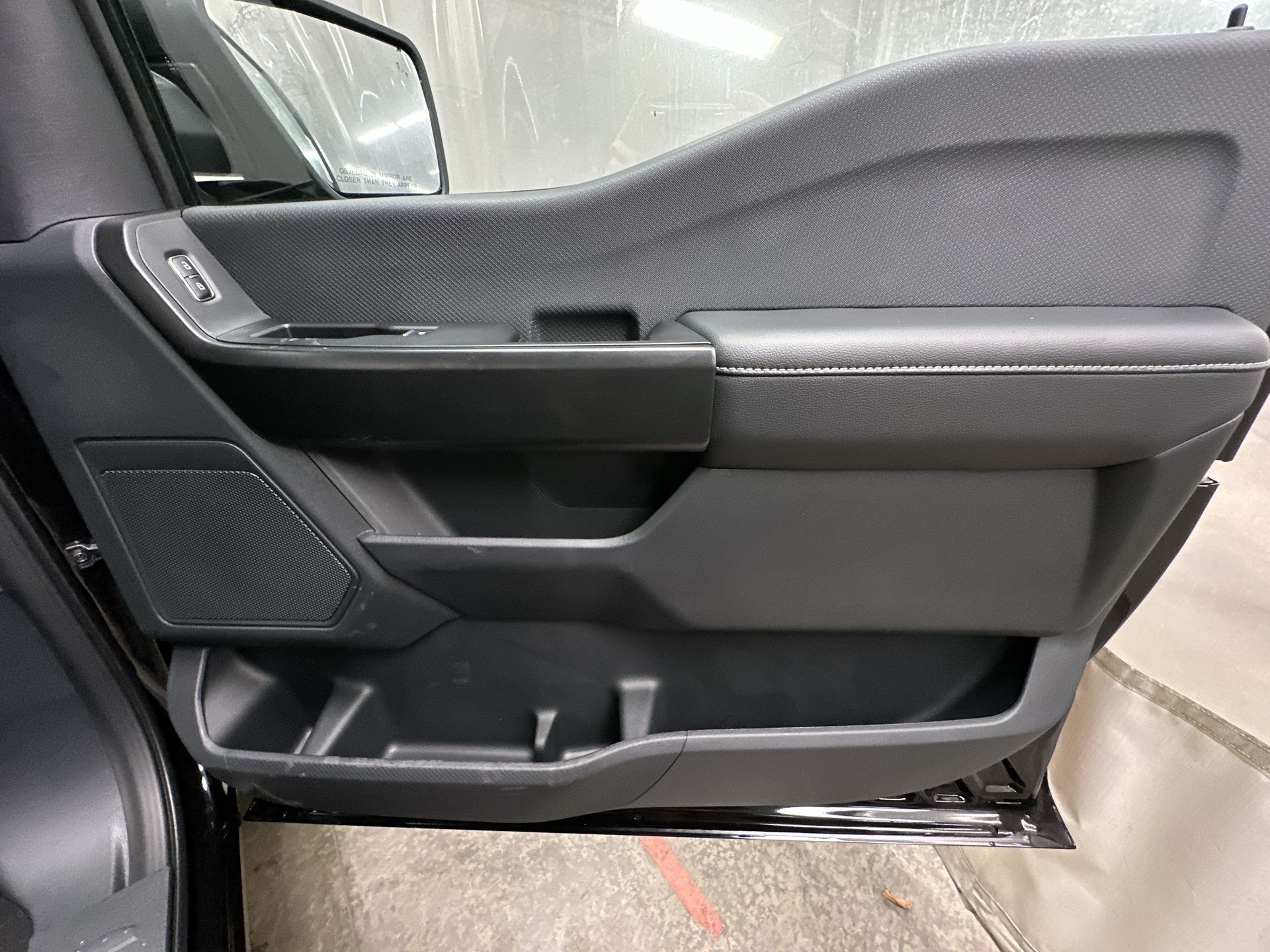 Thumbnail: 2025 Ford F-150 - 21