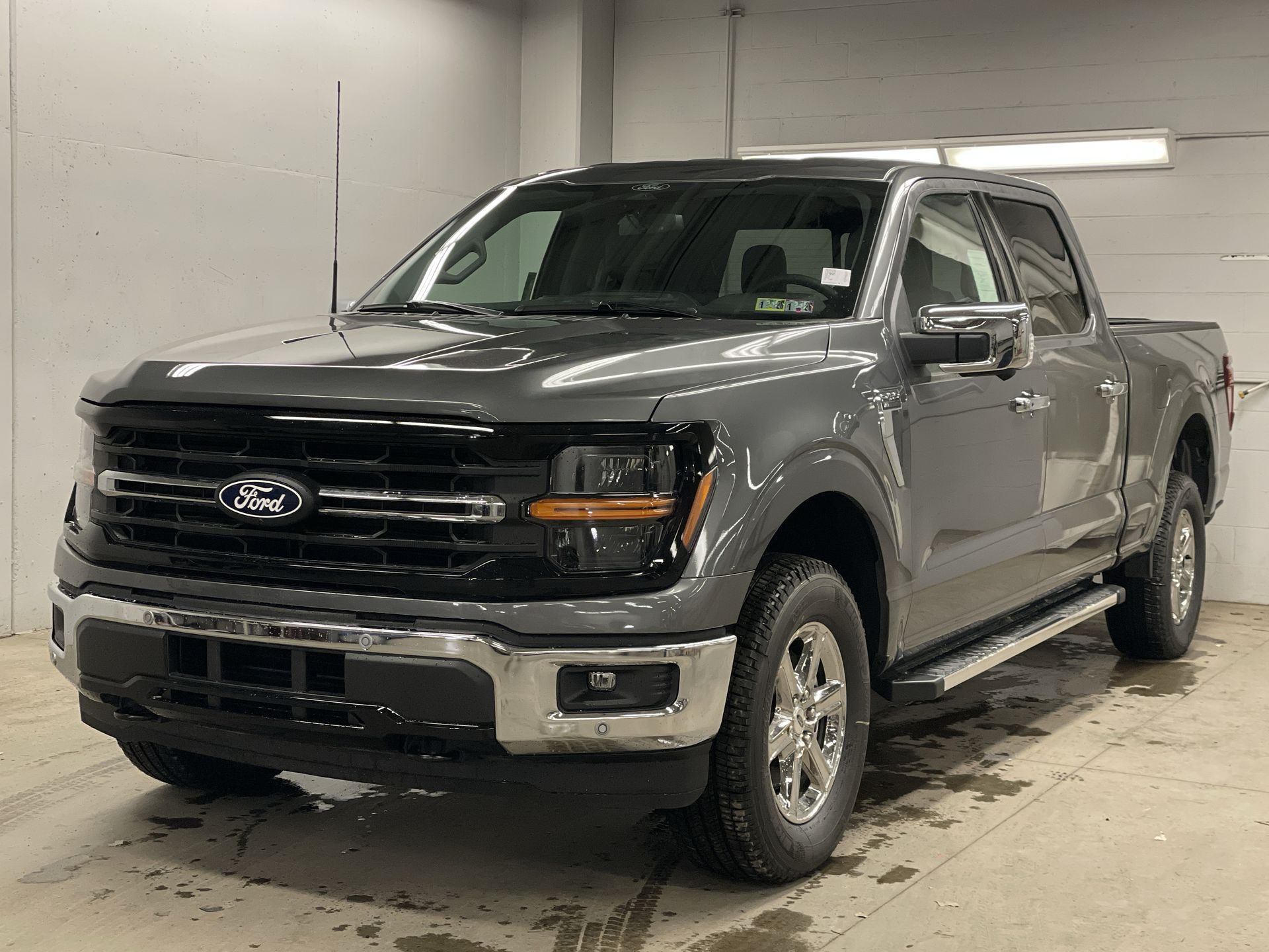 2025 Ford F-150 XLT -
                  Zelienople, PA