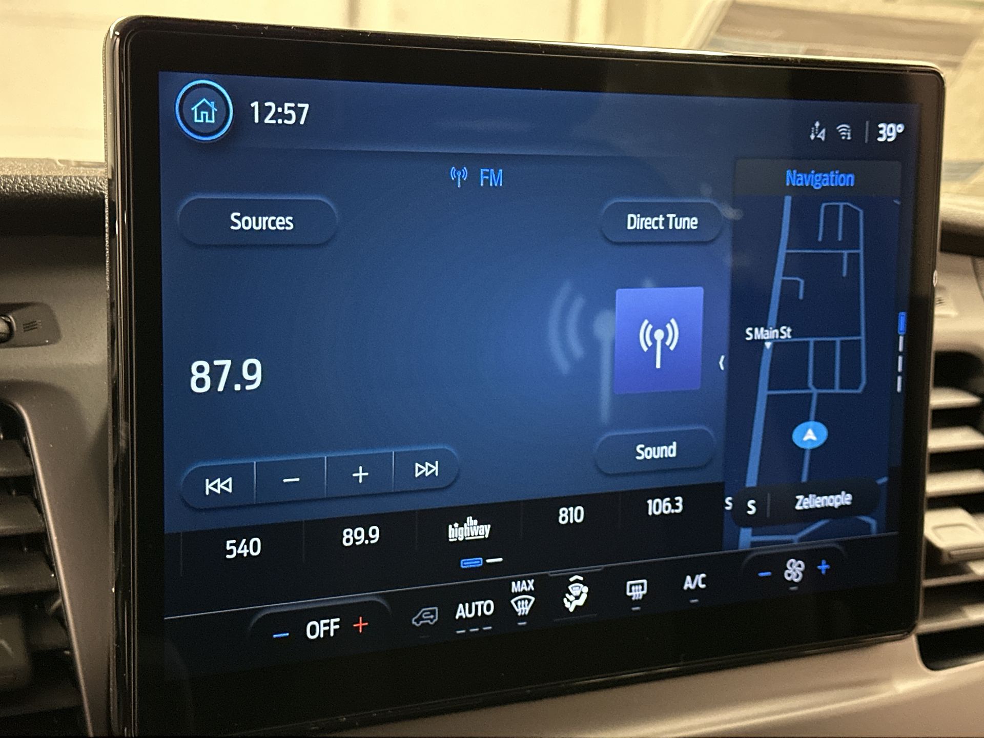 Thumbnail: 2026 Ford Transit Series - 11