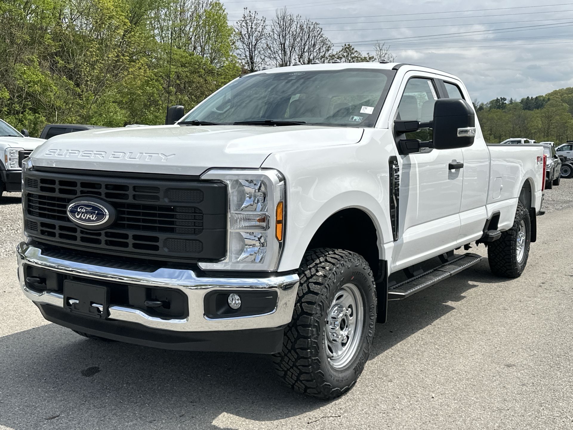 2025 Ford Econoline E-250 -
                  Zelienople, PA