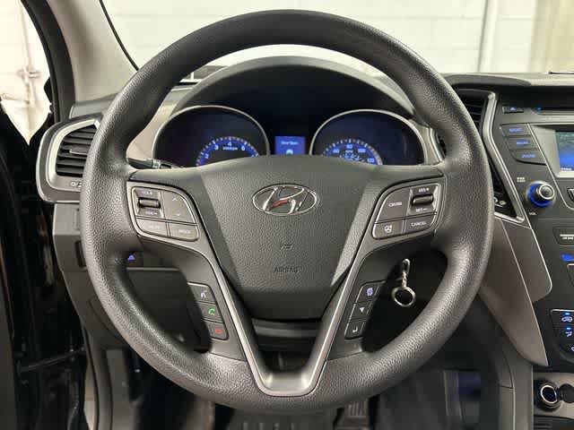 Thumbnail: 2016 Hyundai Santa Fe - 7