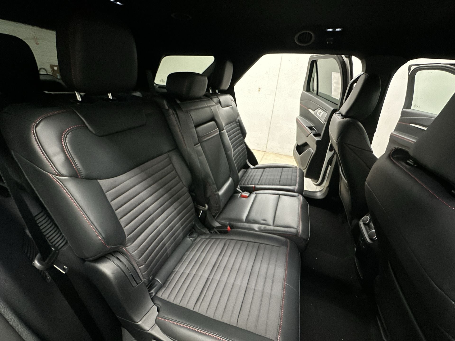 Thumbnail: 2026 Ford Explorer - 23