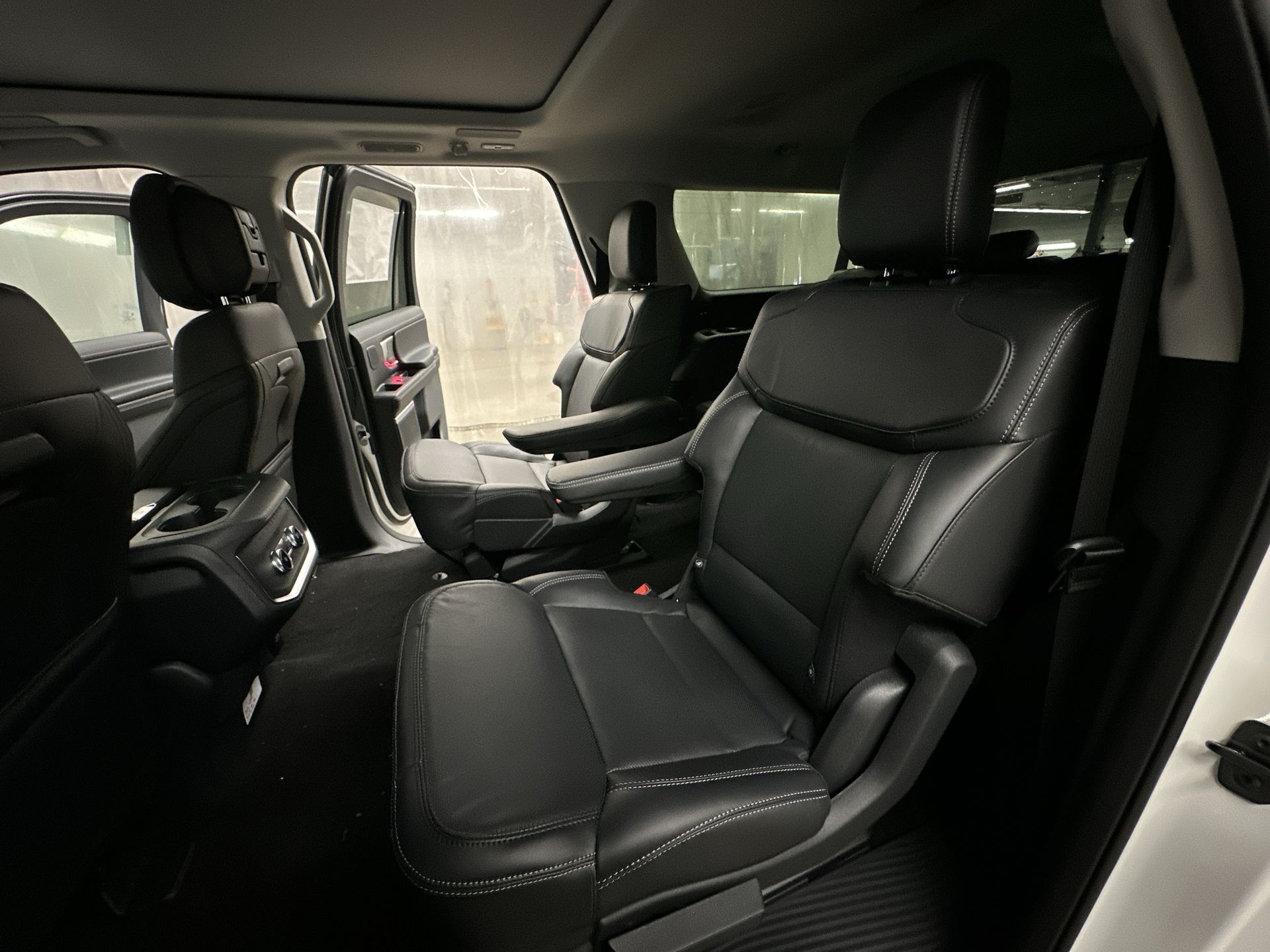 Thumbnail: 2026 Ford Expedition MAX - 19