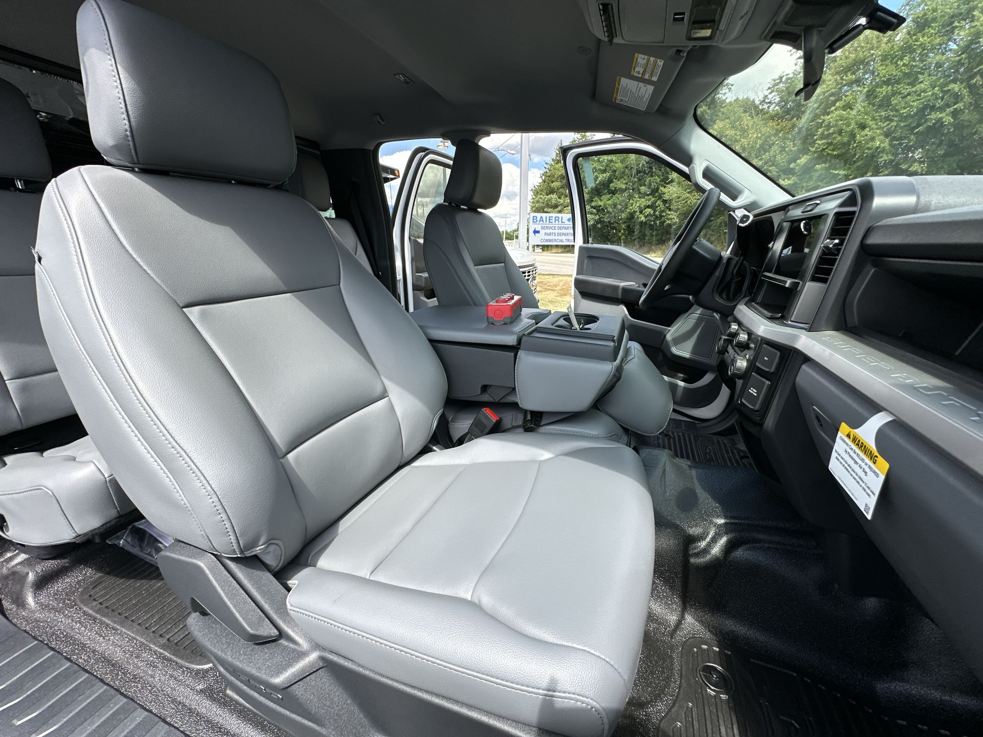 Thumbnail: 2025 Ford Econoline - 17