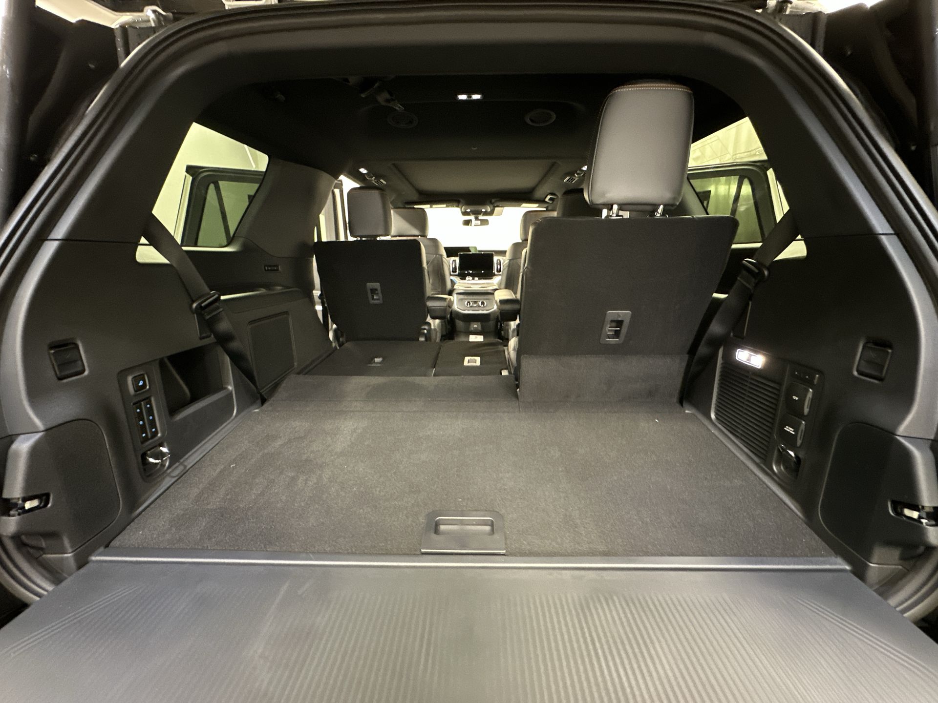 Thumbnail: 2025 Ford Expedition - 28