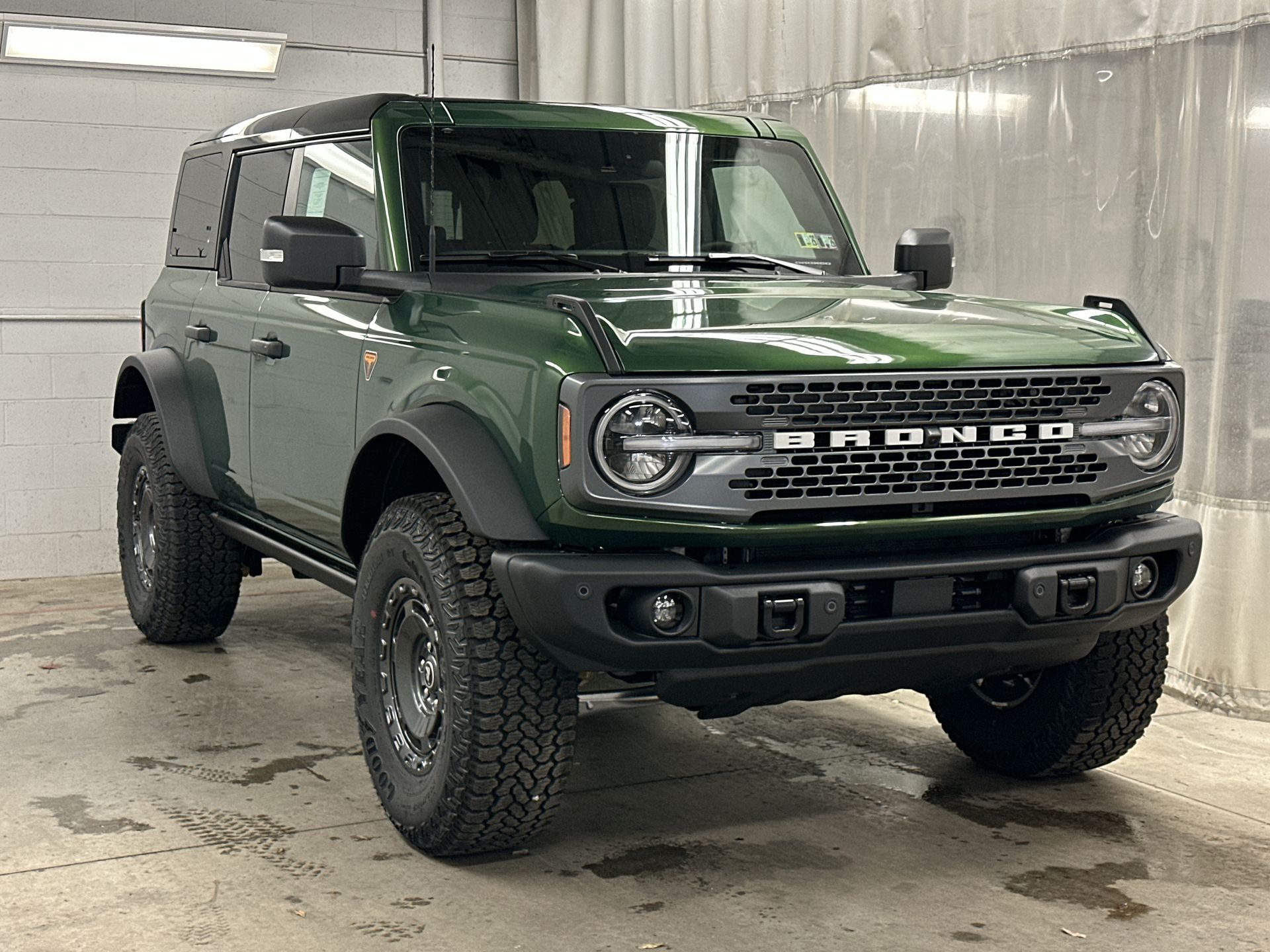 Thumbnail: 2025 Ford Bronco - 30