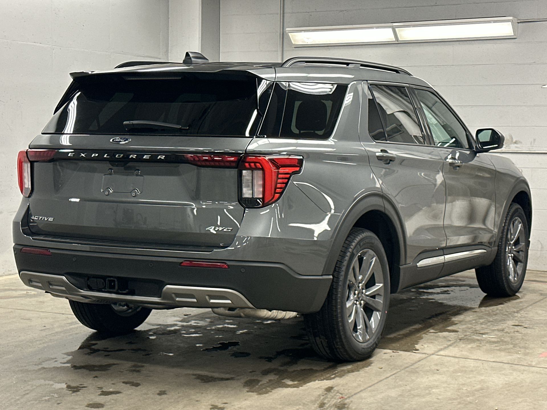 Thumbnail: 2025 Ford Explorer - 34