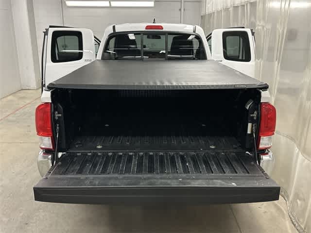 Thumbnail: 2017 Toyota Tacoma - 22