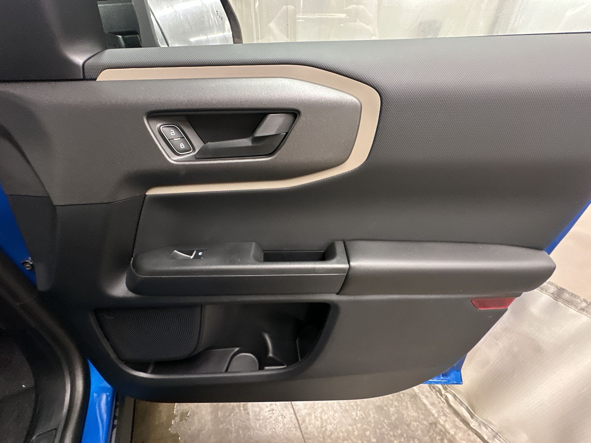 Thumbnail: 2025 Ford Bronco Sport - 23