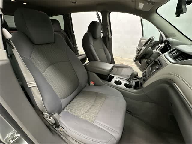 Thumbnail: 2014 Chevrolet Traverse - 19