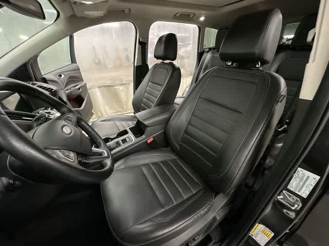 Thumbnail: 2017 Ford Escape - 16